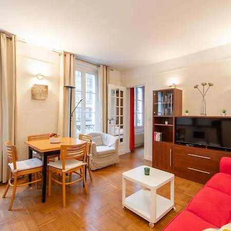 Bergers 2 - Cozy Near Eiffel Tower. Apartment *