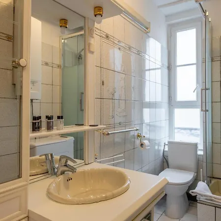 Apartment Bergers 2 - Cozy Near Eiffel Tower. Paris