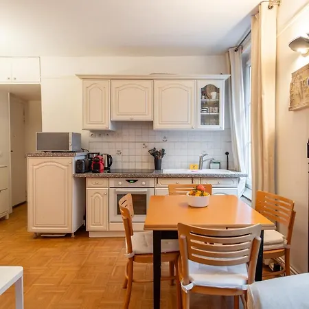 Apartment Bergers 2 - Cozy Near Eiffel Tower.